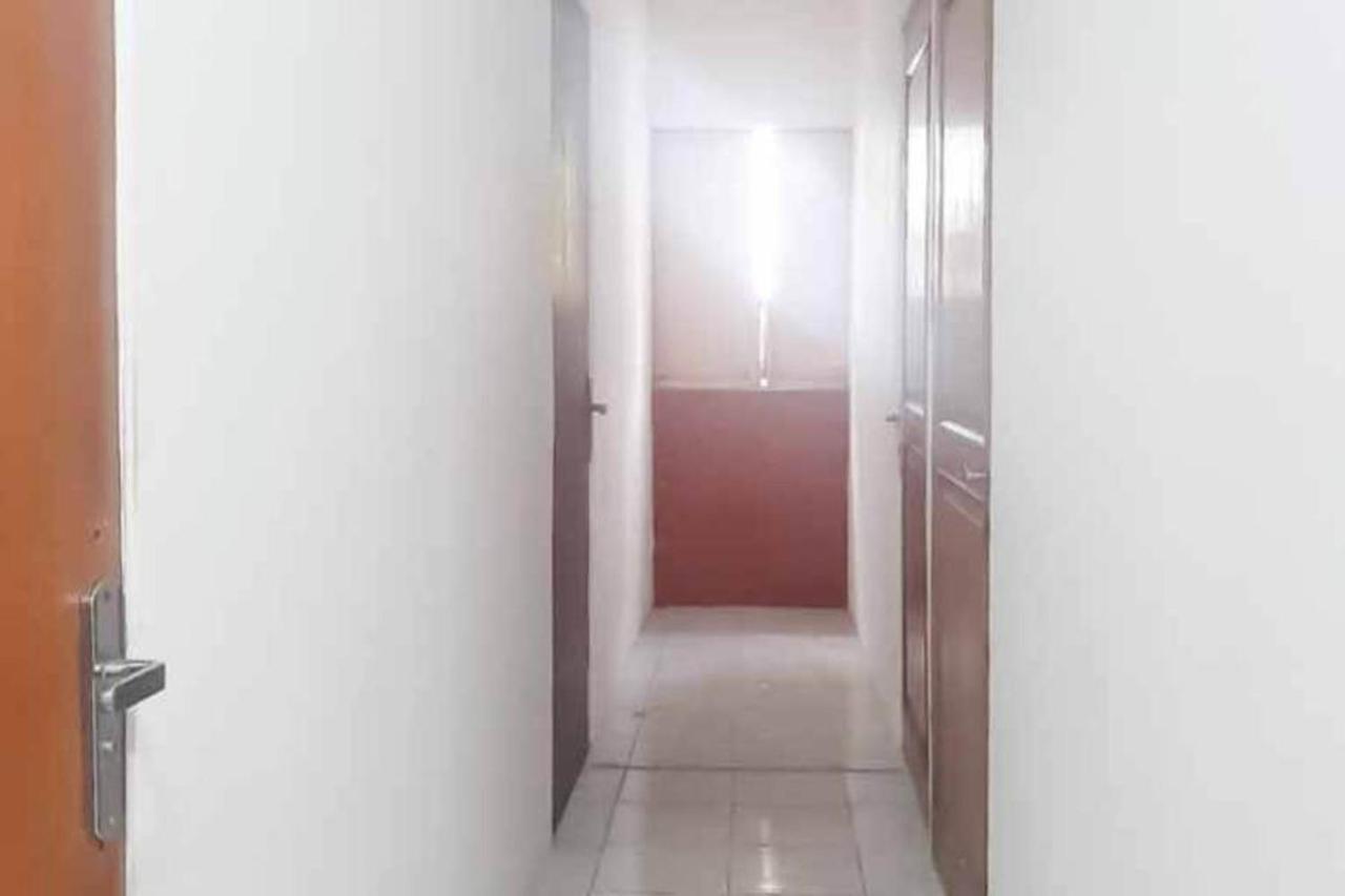 Royal Mas Hayam Wuruk Redpartner Jakarta Exterior photo