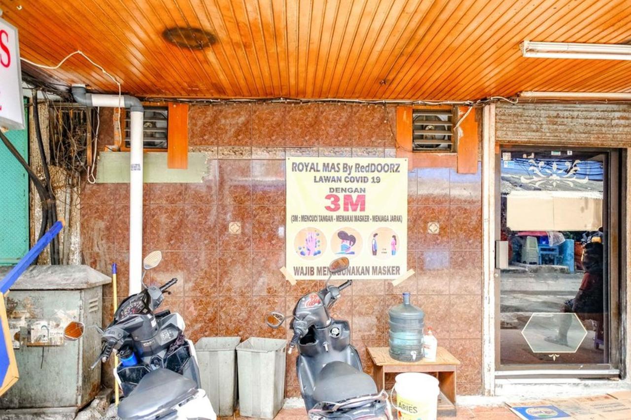Royal Mas Hayam Wuruk Redpartner Jakarta Exterior photo